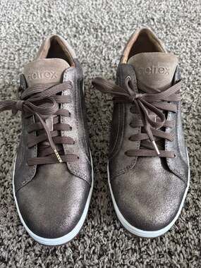 Aetrex Blake Metallic Bronze Leather Lace Up Sneakers Women's Size 10.5-11